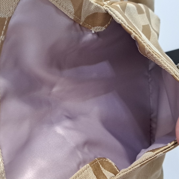 Coach Classic Bag in Mint Condition! - Picture 3 of 16